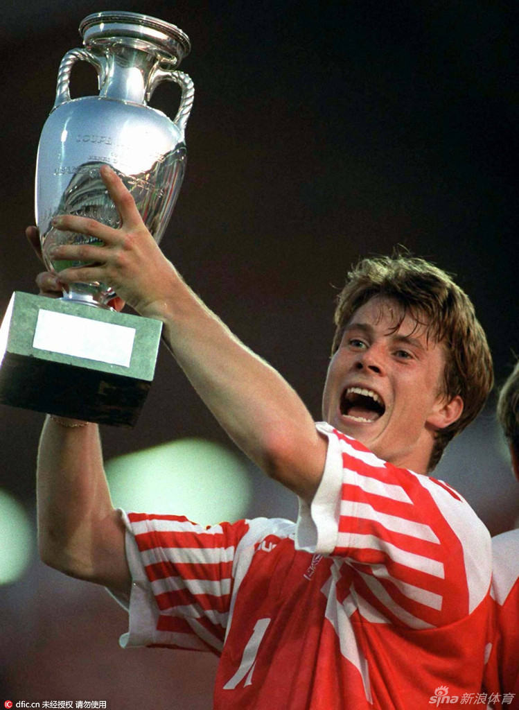 回眸:1992-2000欧洲杯冠军_高清图集_新浪网