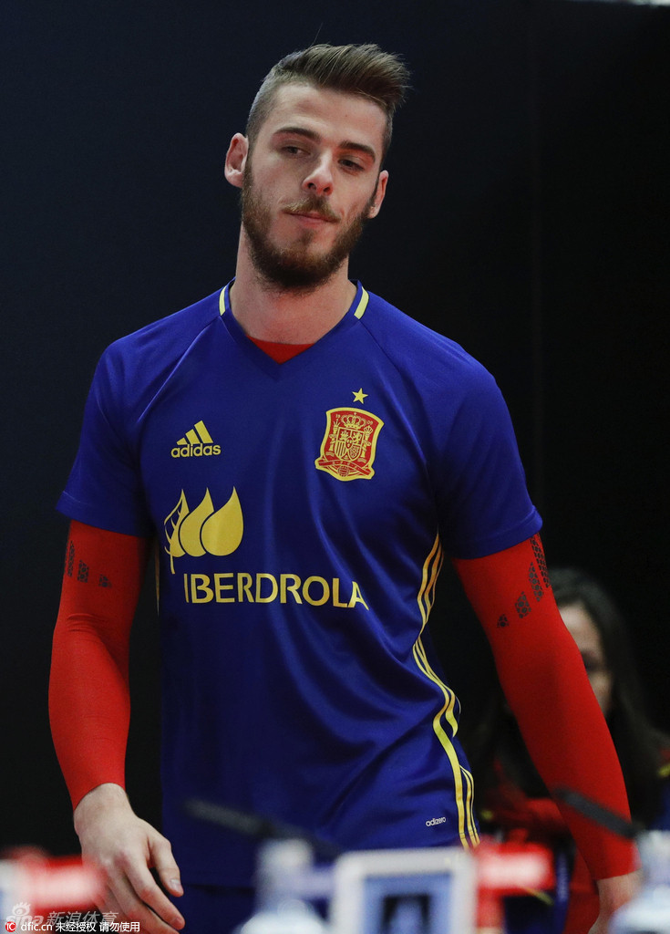 西班牙训练 德赫亚未受影响全程投入_高清图集_新浪网