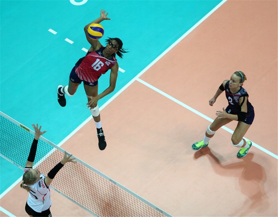 阿金拉德沃扣球