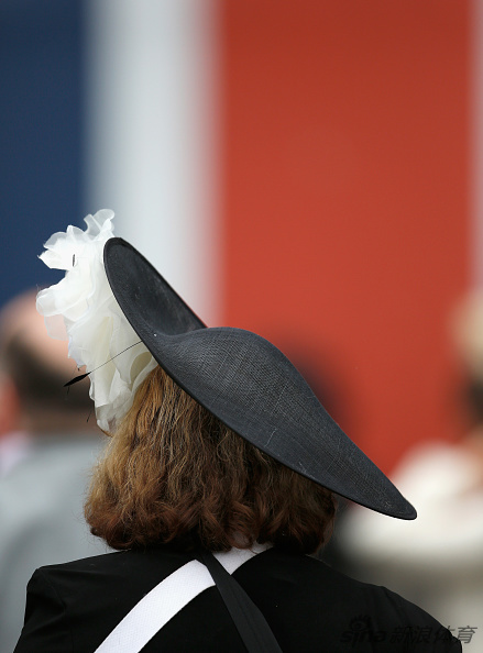 英国赛马会特色礼帽一览_高清图集_新浪网