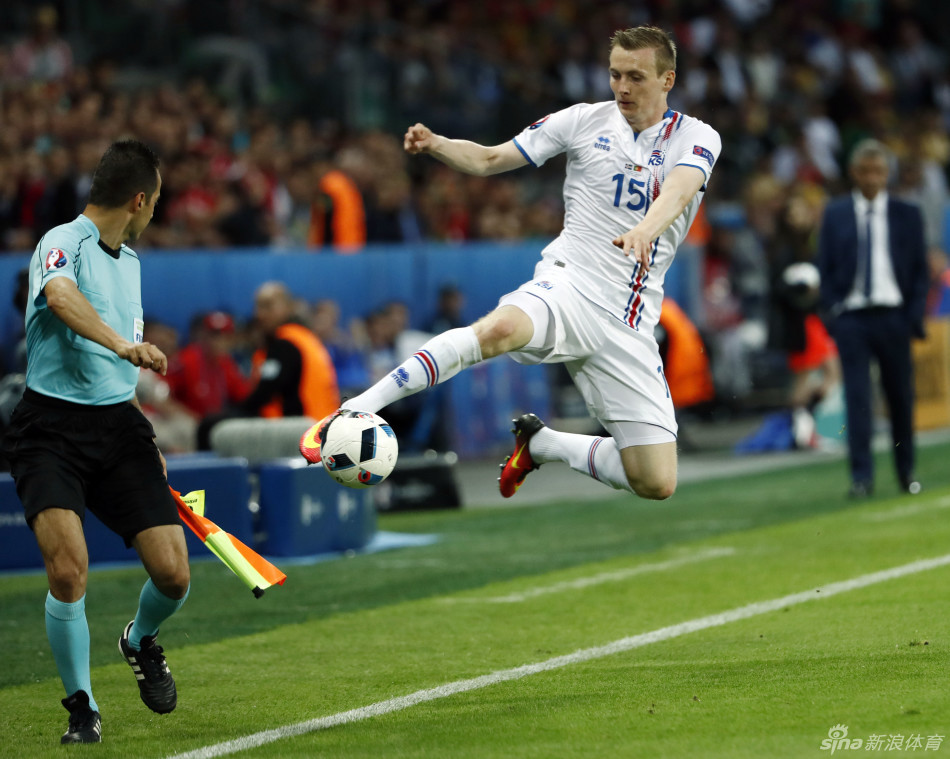 欧洲杯第五日十佳图_高清图集_新浪网