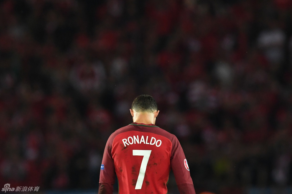 欧洲杯第九日十佳图_高清图集_新浪网