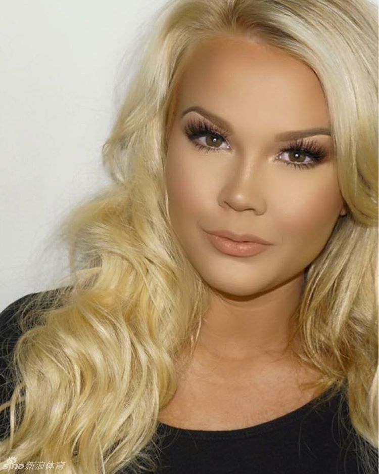 兰德尔女友kendra shaw