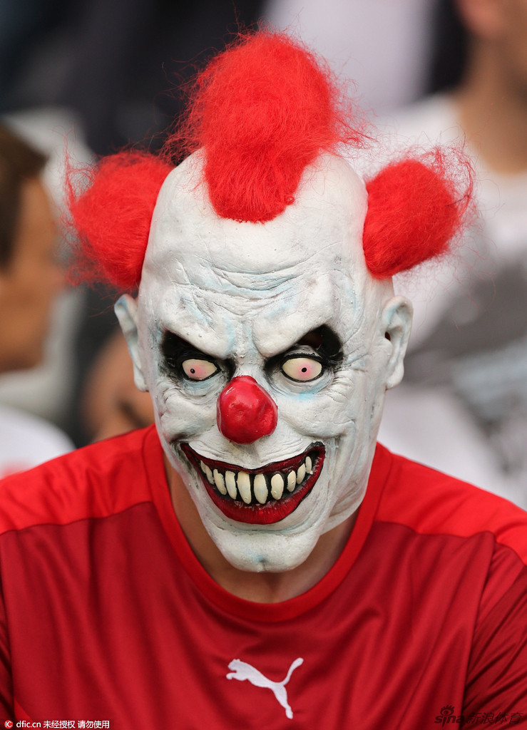 欧洲杯搞怪球迷脸谱集锦