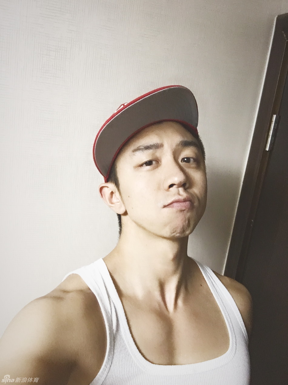 好男儿李浩轩邀你【全民show身趴】_高清图集_新浪网