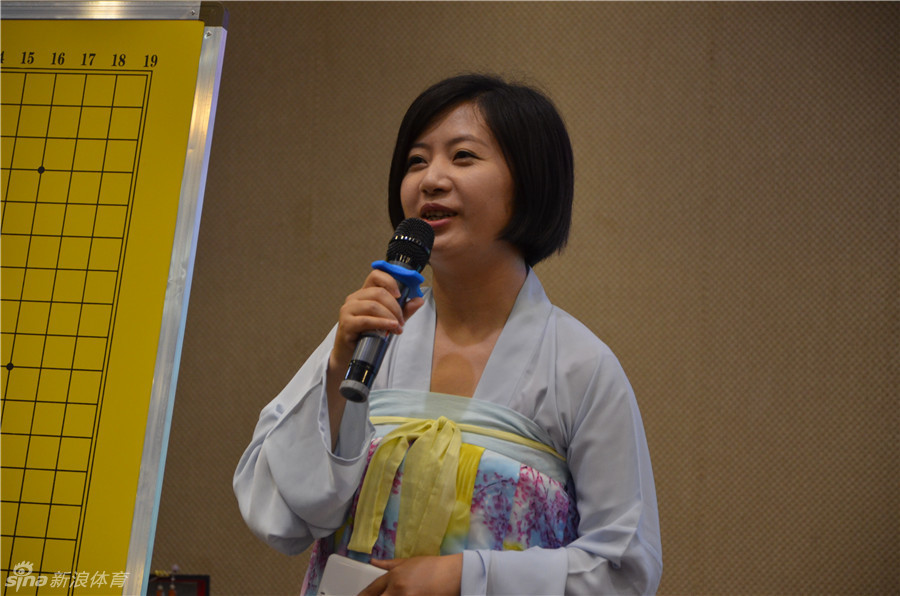 仇丹云大盘解说 支持   键翻阅图片 列表查看 大图 全屏观看 1 / 21 7