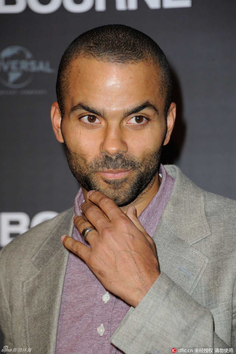 帕克帅气亮相电影首映礼_高清图集_新浪网