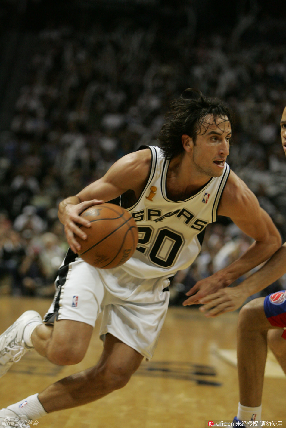 吉诺比利发型演变史_高清图集_新浪网