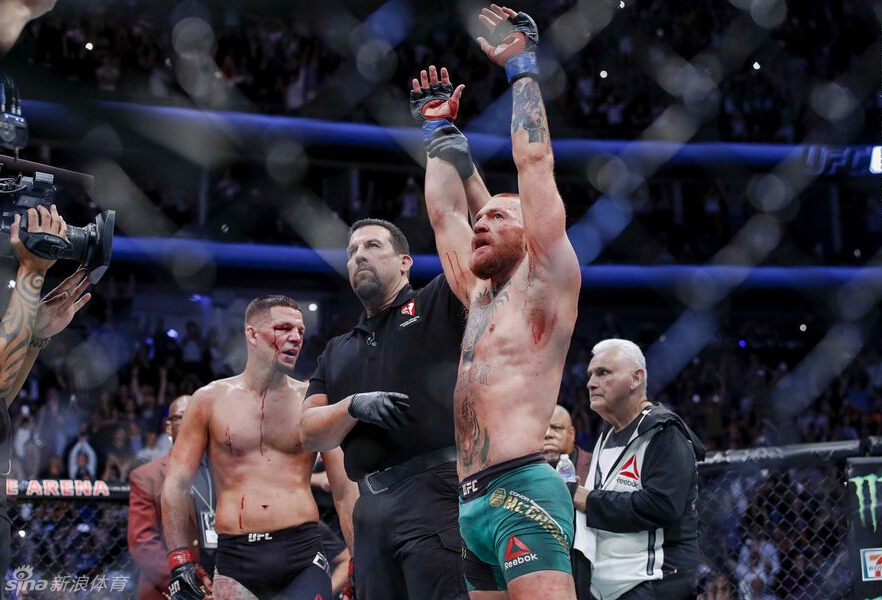 ufc202精彩集锦 迪亚兹血战康纳_高清图集_新浪网