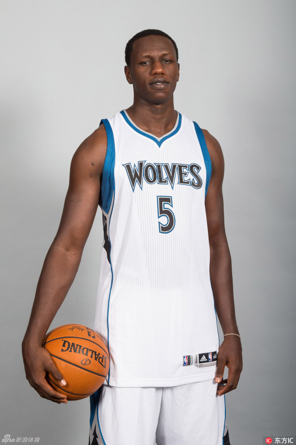 森林狼拍摄新赛季定妆照_高清图集_新浪网