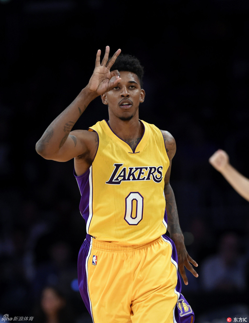 [季前赛]湖人97-101掘金_高清图集_新浪网