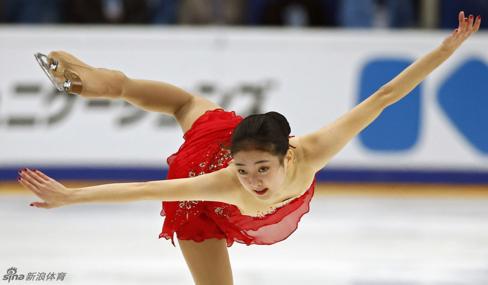 花滑大奖赛李子君第四_高清图集_新浪网