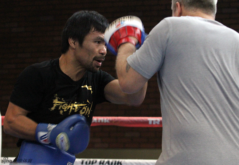 拳王帕奎奥复出争金腰带_高清图集_新浪网