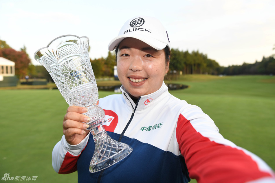 lpga日本精英赛决赛轮 冯珊珊制霸两连冠_高清图集_新浪网