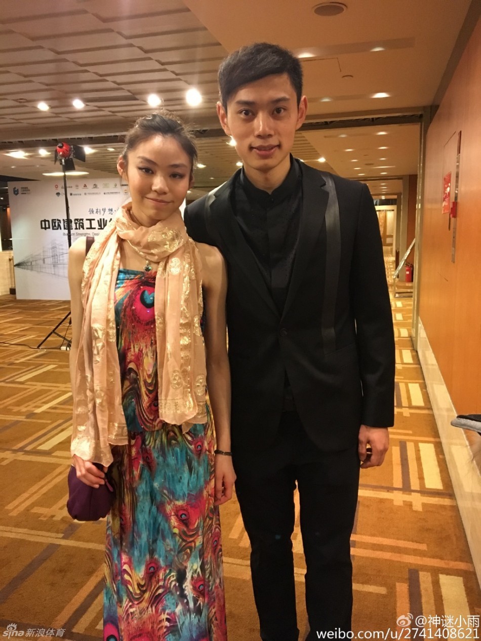花滑中国杯晚宴众星欢乐多_高清图集_新浪网