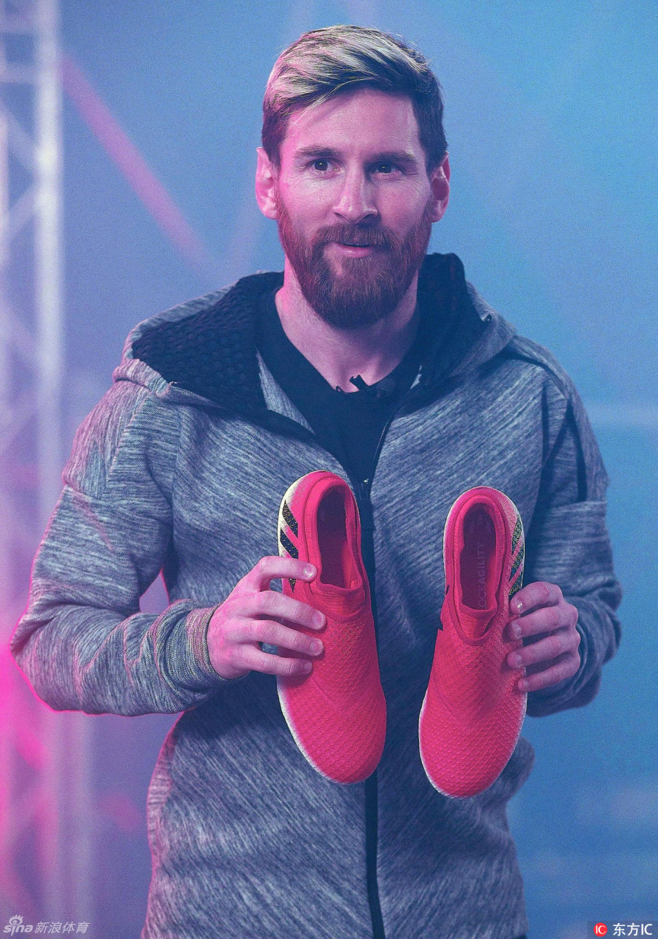 梅西出席新鞋发布会_高清图集_新浪网