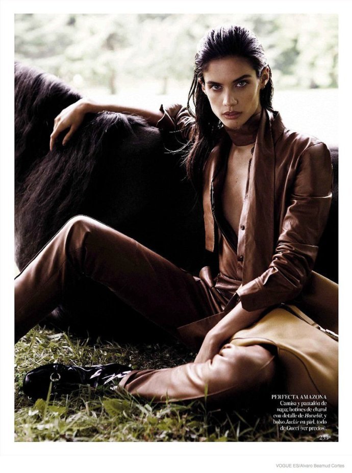 维密90后天使性感马术大片_高清图集_新浪网