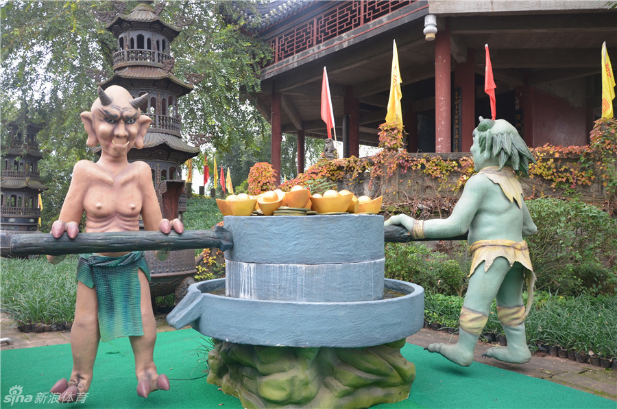 围甲决赛休息日参观鬼城_高清图集_新浪网