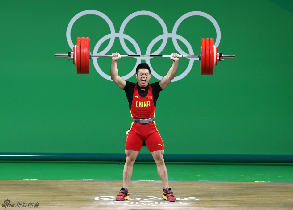 男举重运动员照片图片