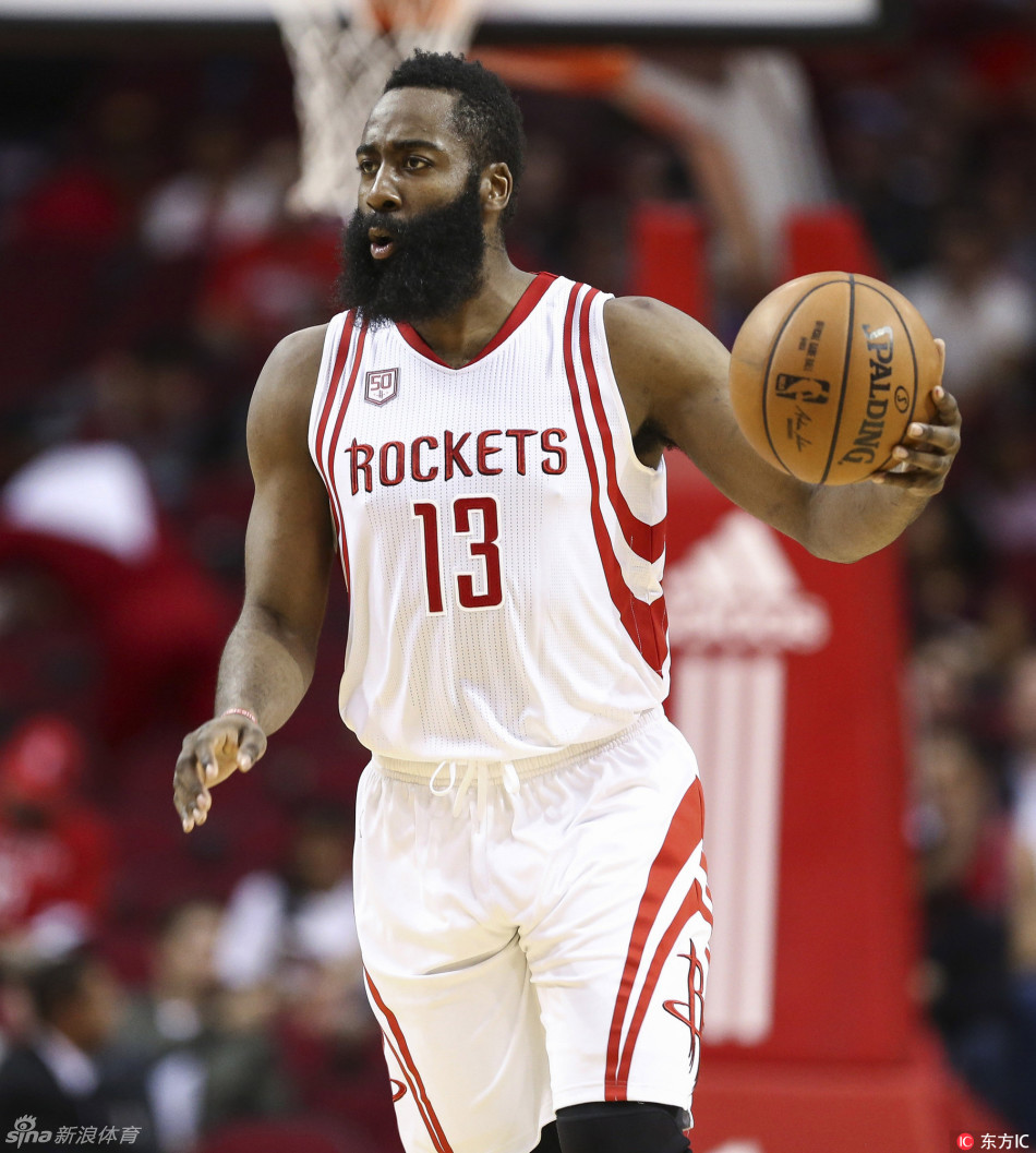 进行,火箭坐镇主场以132-98大胜国王,哈登队史三双数追平大梦达到14次