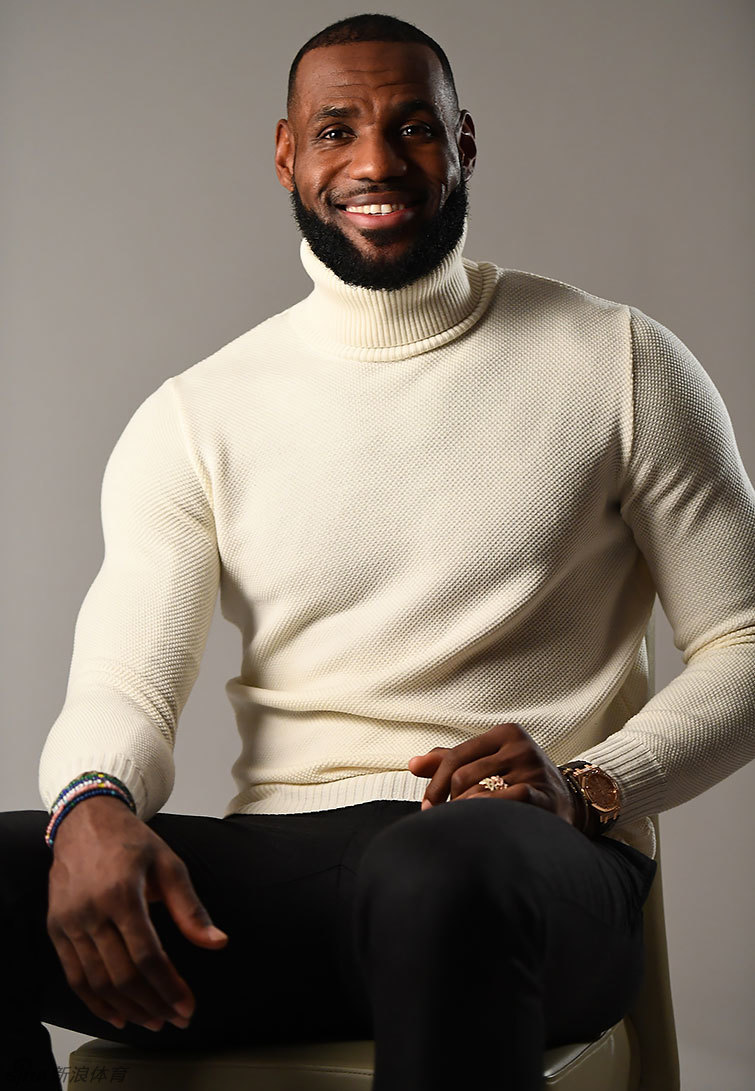 詹姆斯《体育画报》年度写真_高清图集_新浪网