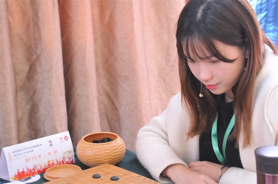 闽台大学生美女棋手_高清图集_新浪网