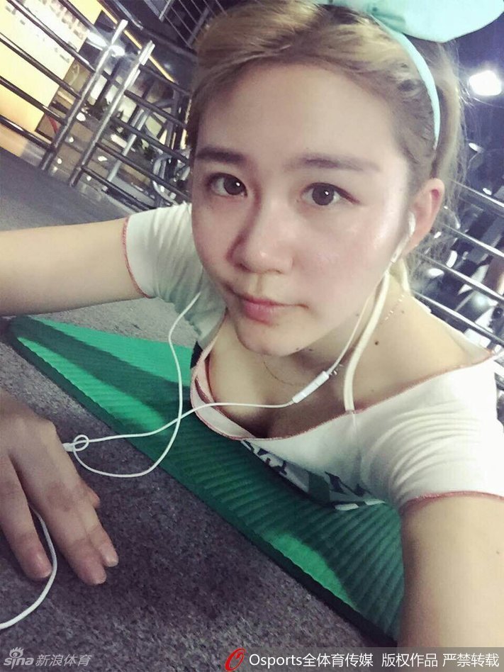 孙贺男新娘清纯可爱