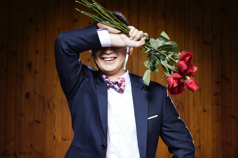 奥运冠军易思玲创意婚纱照