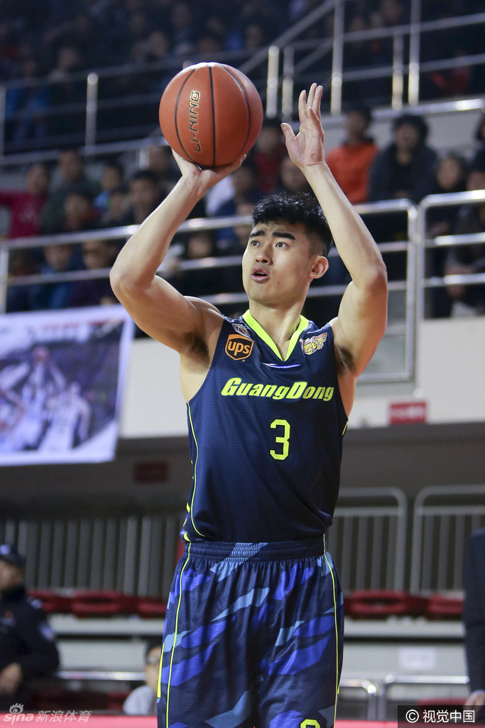 天津队杰特砍下40分10助攻8篮板,田垒24分8篮板,桑尼27分9篮板5助攻