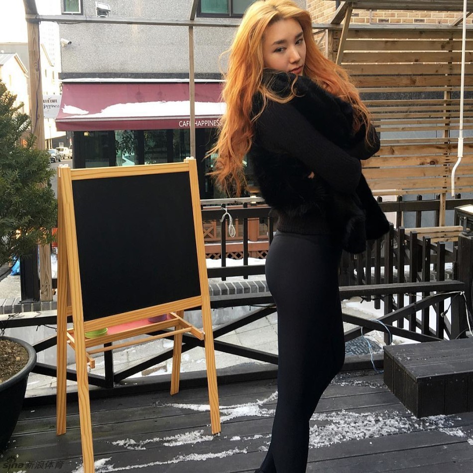 韩国美臀天后郑雅琳 韩国时下最性感的健身教练_高清图集_新浪网