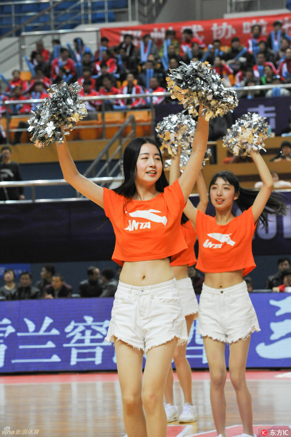 wcba季后赛拉拉队宝贝活力热舞