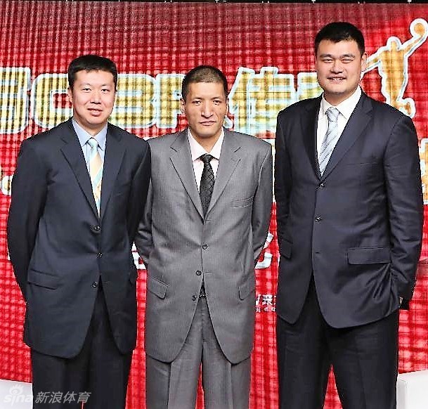 巴特尔与姚明的友情岁月_高清图集_新浪网