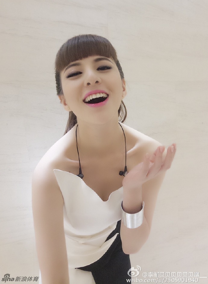 好声音贝贝骑马变温柔公主_高清图集_新浪网