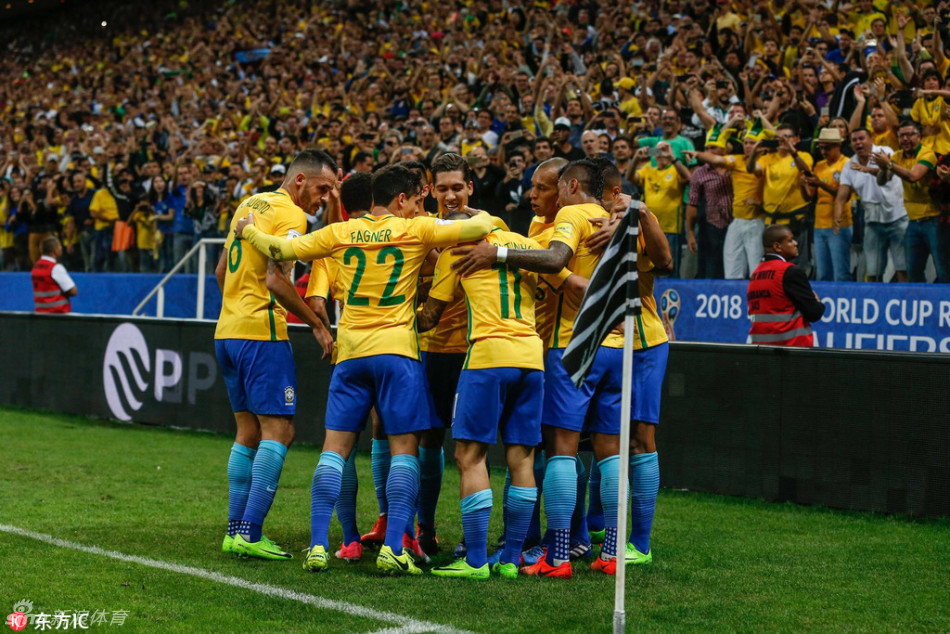 世预赛南美区巴西3-0巴拉圭_高清图集_新浪网