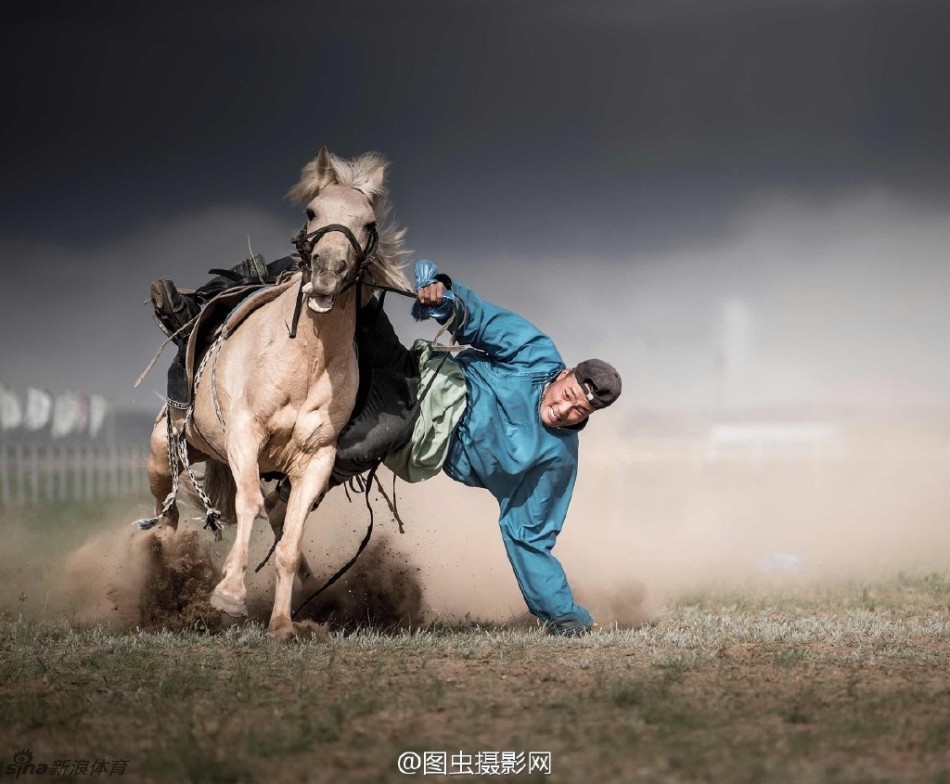 马背民族:蒙古族和马的情缘_高清图集_新浪网