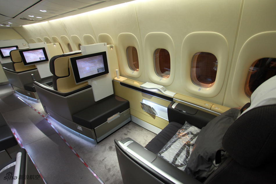 汉莎波音747-8客机头等舱:先进的新型照明系统