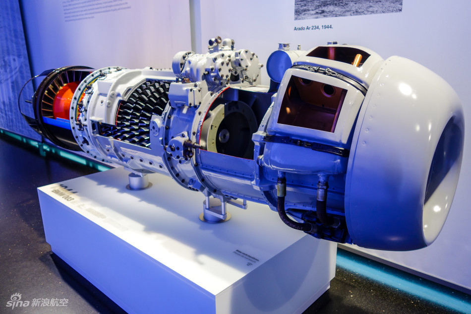 这就是其中之一,一款涡轮喷气发动机.