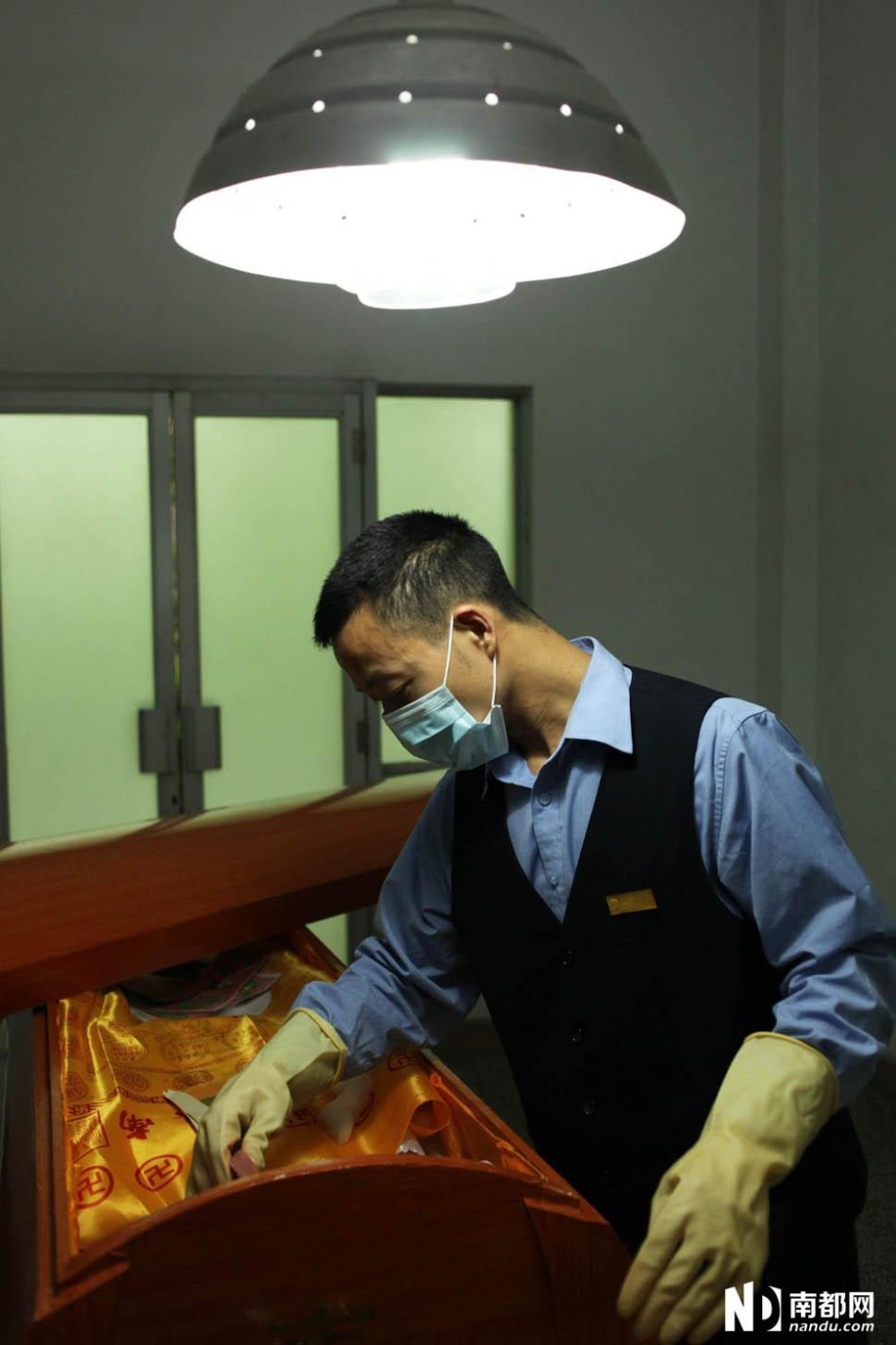 殡仪馆遗体化妆师工作全过程