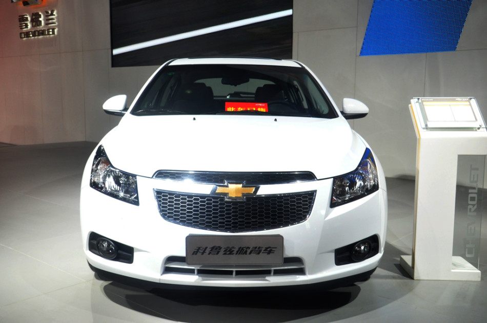 2013武汉国际车展实拍之科鲁兹掀背车