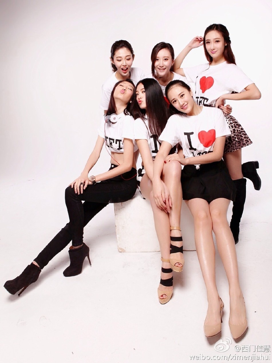 阅兵仪仗队模特女队员生活照曝光