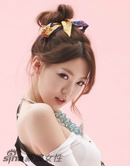 韩国新晋宅男女神朴恩率美照丰满身材