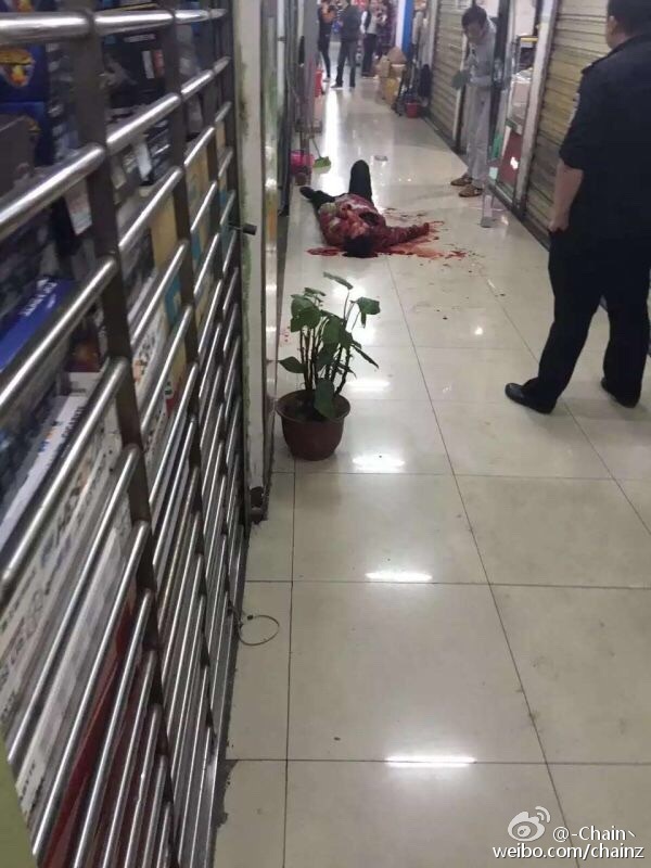 武汉一电脑城发生惨烈凶杀案