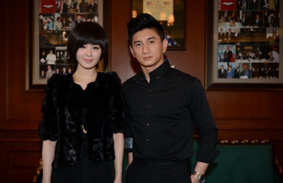 吴奇隆婚纱照_刘诗诗吴奇隆婚纱照