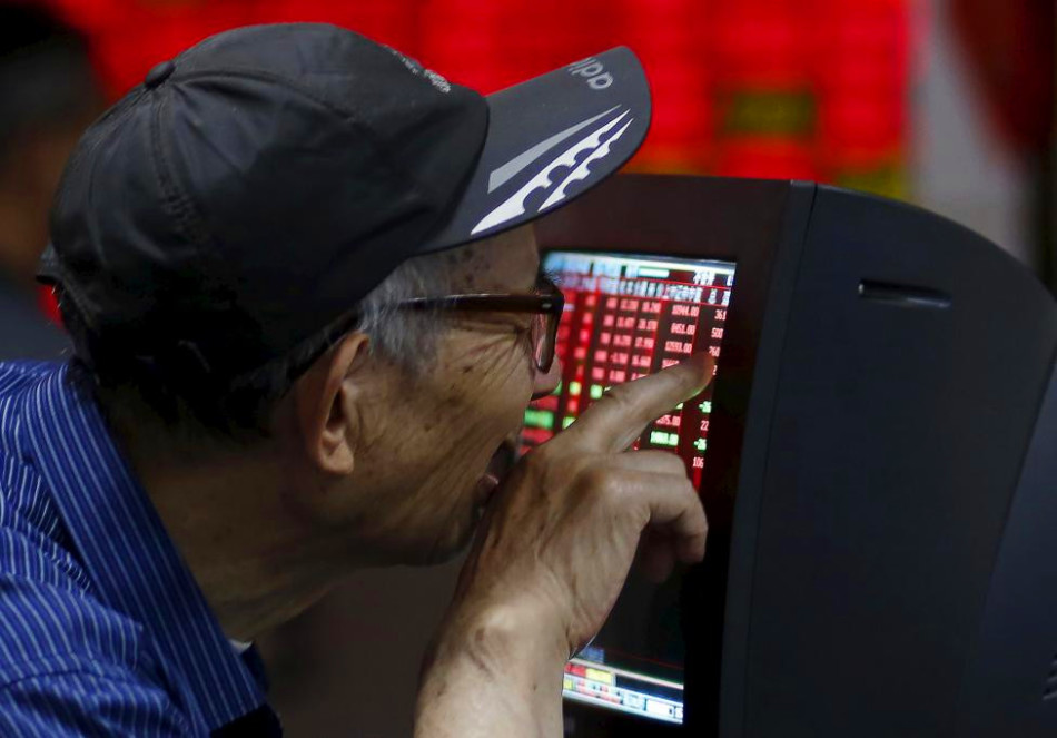 股民众生相:炒股喝红牛盼翻红