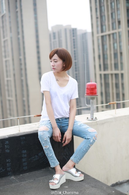 白澜是北京电影学院表演系大二学生.