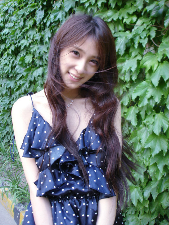 网友晒美:民间美女秒杀大明星