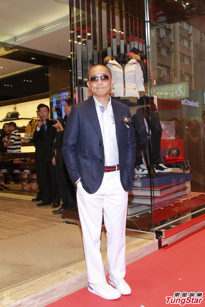 梁朝伟新造型变平头 展沧桑大叔范儿