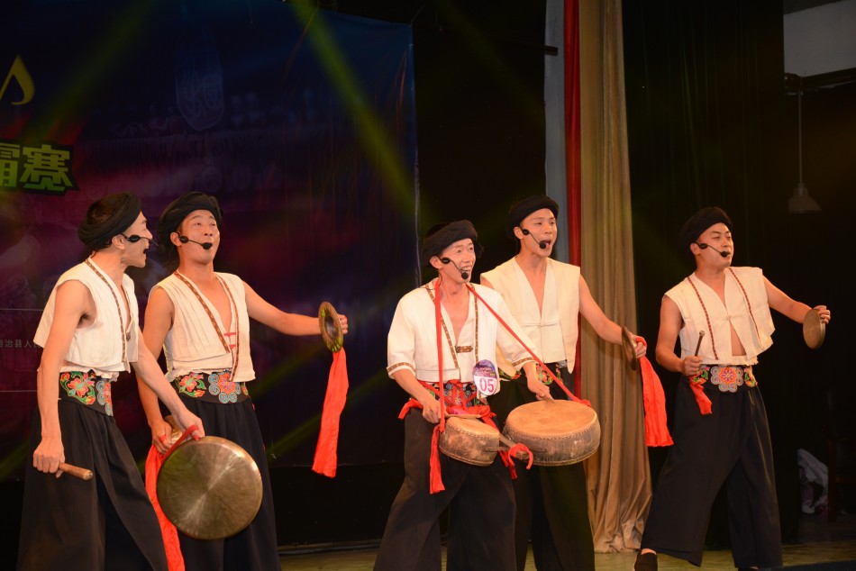 中部"山歌王"撒叶儿嗬组合