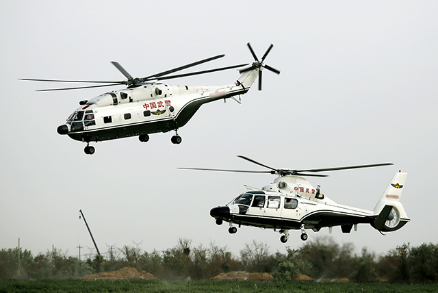 湖南武警首批直升机入列成军