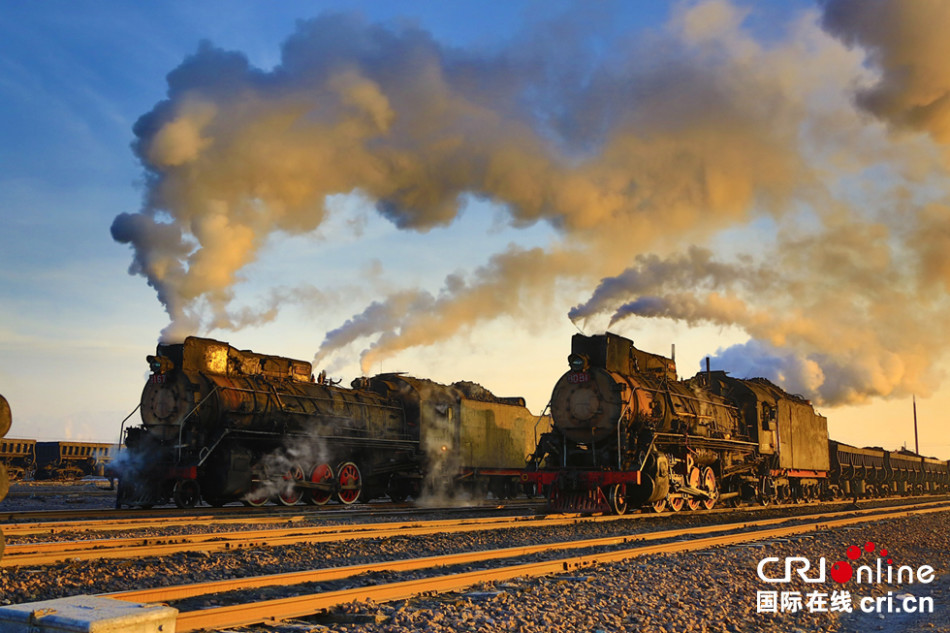 中国最后一批蒸汽火车谢幕前绝美影像_高清图集_新浪网